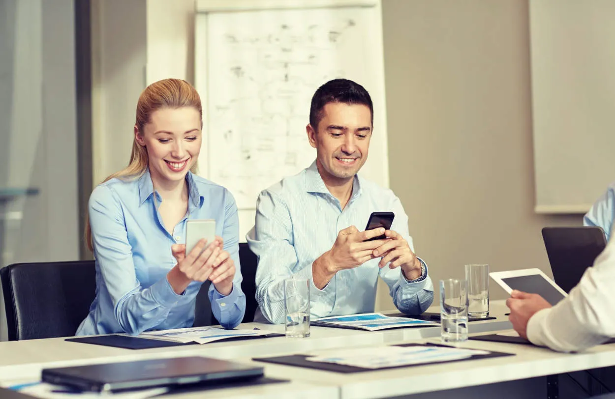 Smart Choices: Selecting the Right Smartphone for Business Professionals